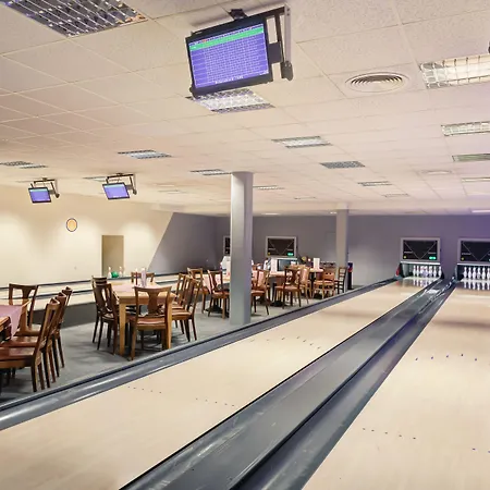 ホテルパーク シュタットブラウエライ 4* アルンシュタット