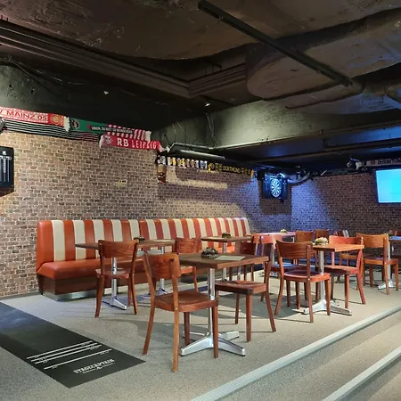 ホテル ホテルパーク シュタットブラウエライ